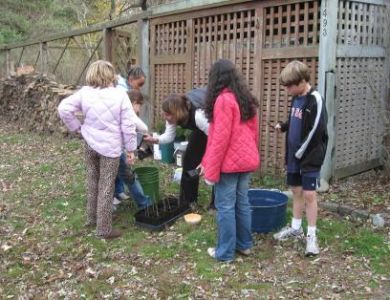 Thacher Students Try Their Hand at Propagation Thacher Students Try Their Hand at Propagation