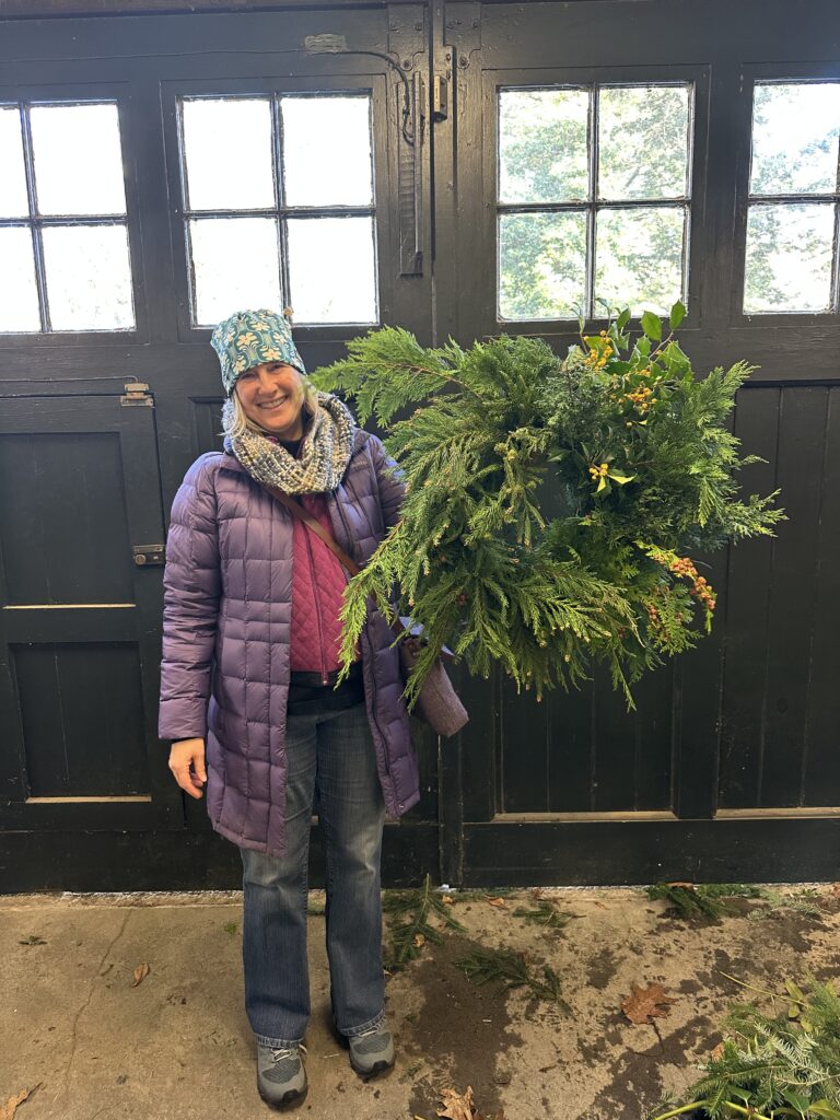 Weeknight Wreath Making – Tuesday, December 9th